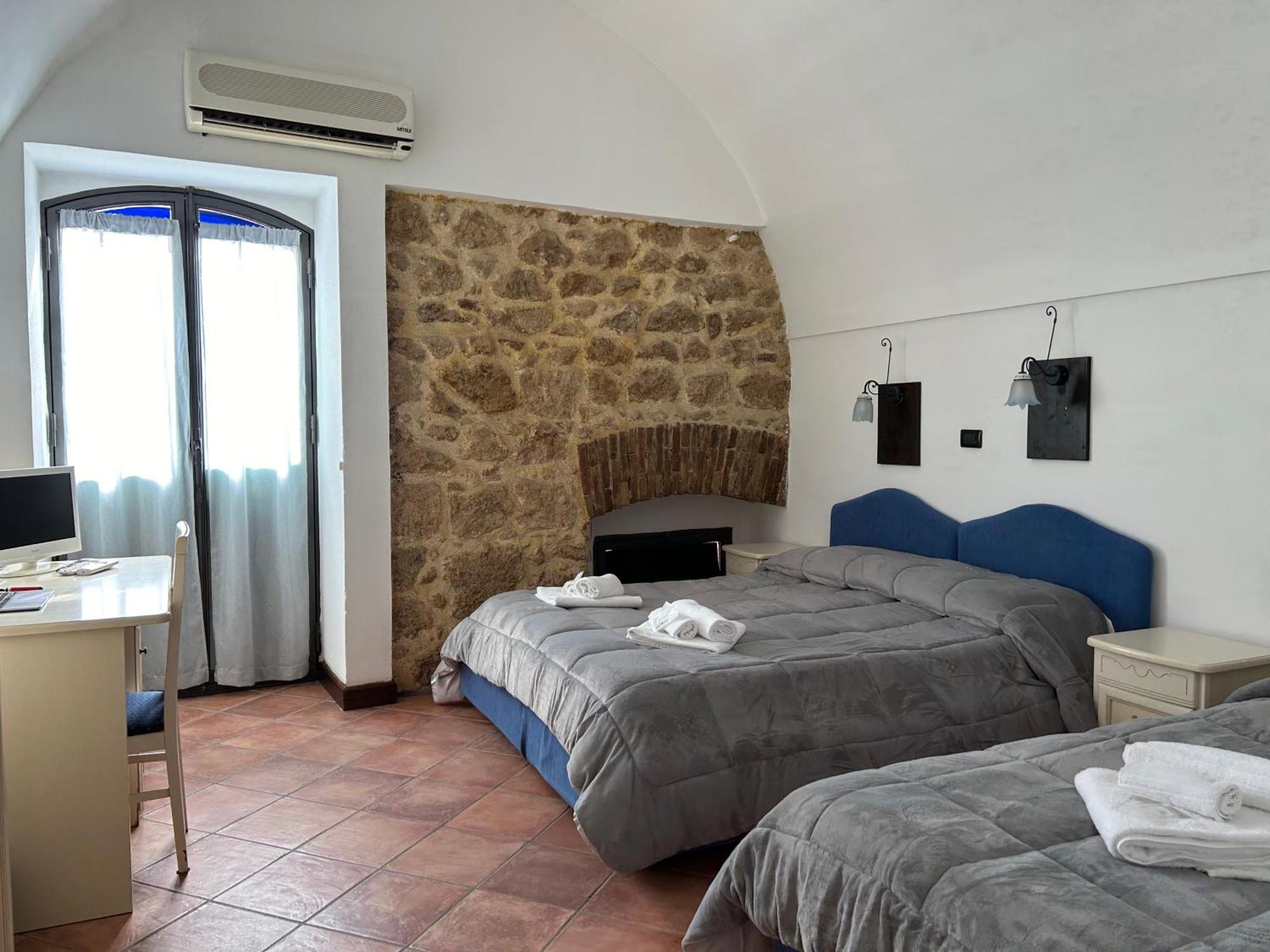 B&B Centro Storico Caltanissetta Exterior foto